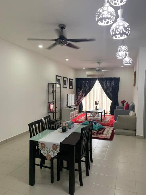 Homestay Shah Alam Ngoại thất bức ảnh